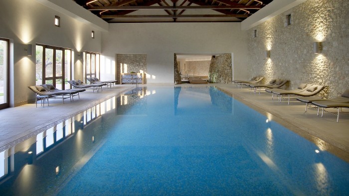 Indoor-pool-1.jpg