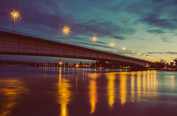 Бранков мост, Белград.jpg