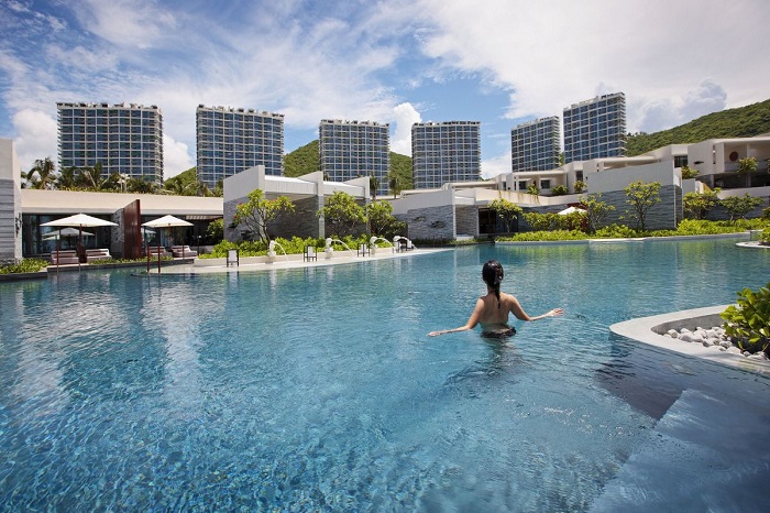 5-Family Lagoon Pool 2_2.jpg