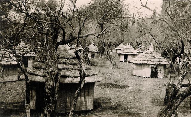 bungalows_1957.jpg